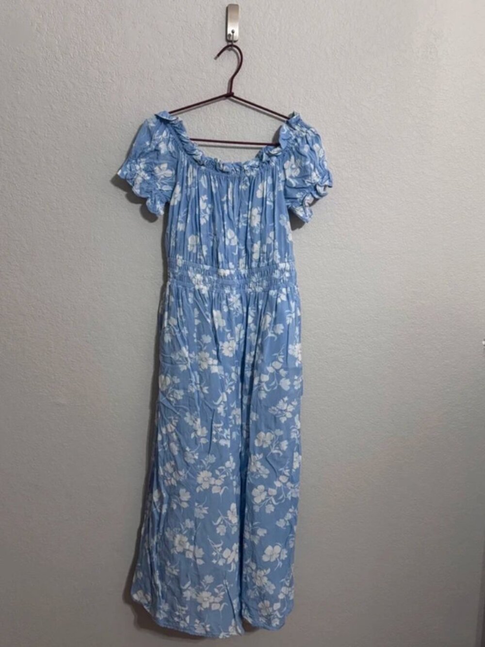 Old Navy Blue White Floral Off-Shoulder Smocked Waist Maxi Dress Size M
